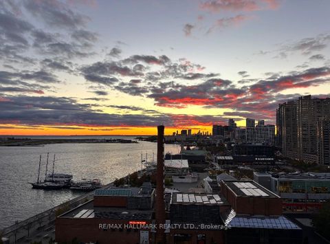 Photo 39 at 1005 - 211 Queens Quay W, Waterfront Communities C1, Toronto