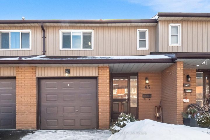 Photo 0 at 43 - 725 Vermouth Avenue, Mississauga Valleys, Mississauga