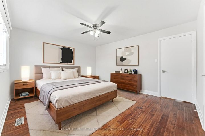 Photo 26 at 43 - 725 Vermouth Avenue, Mississauga Valleys, Mississauga