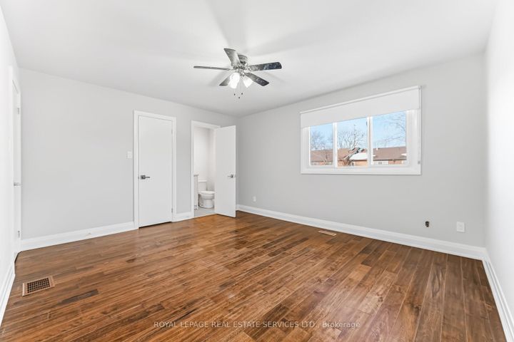 Photo 28 at 43 - 725 Vermouth Avenue, Mississauga Valleys, Mississauga