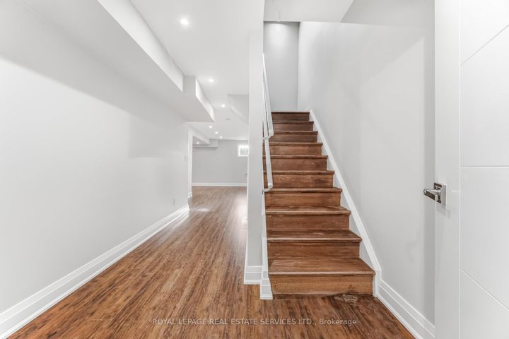 Photo 40 at 43 - 725 Vermouth Avenue, Mississauga Valleys, Mississauga