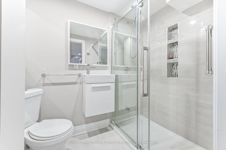 Photo 45 at 43 - 725 Vermouth Avenue, Mississauga Valleys, Mississauga