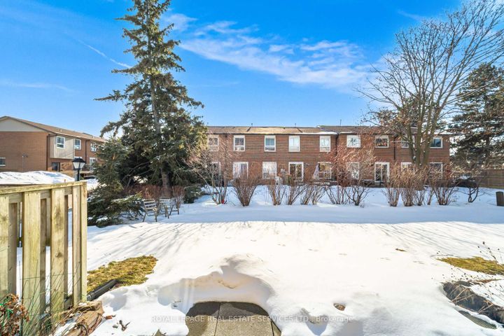 Photo 48 at 43 - 725 Vermouth Avenue, Mississauga Valleys, Mississauga