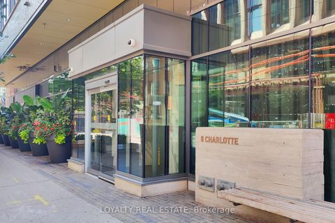 Photo 2 at 3305 - 8 charlotte Street, Waterfront Communities C1, Toronto
