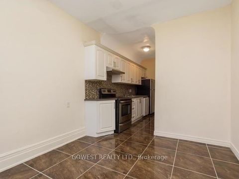 Photo 12 at 2011 Dundas Street W, Roncesvalles, Toronto