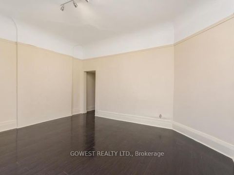 Photo 14 at 2011 Dundas Street W, Roncesvalles, Toronto