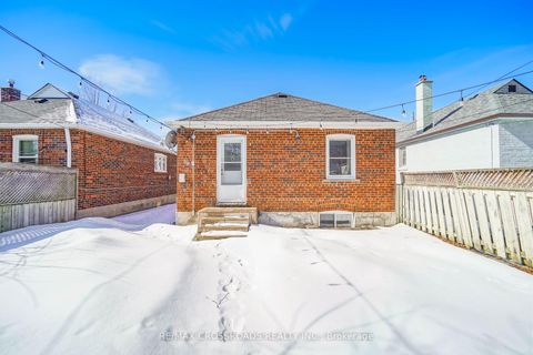 Photo 7 at 307 Glebemount Avenue, East York, Toronto