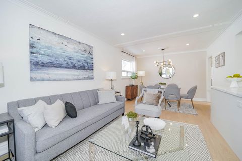 Photo 17 at 307 Glebemount Avenue, East York, Toronto