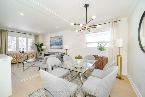 Photo 19 at 307 Glebemount Avenue, East York, Toronto