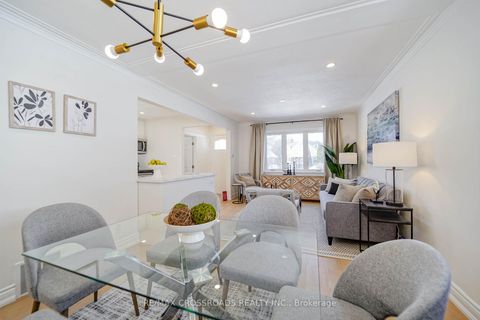 Photo 20 at 307 Glebemount Avenue, East York, Toronto