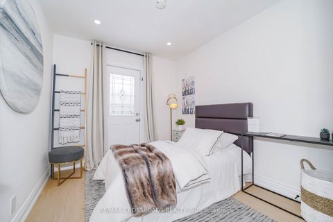 Photo 23 at 307 Glebemount Avenue, East York, Toronto