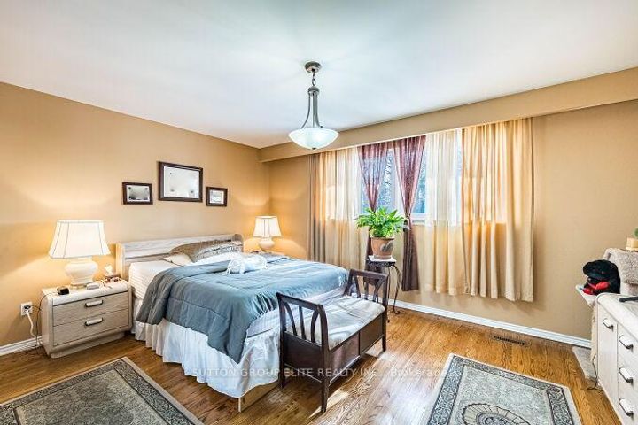 Photo 20 at 1290 Winding Trail N, Applewood, Mississauga