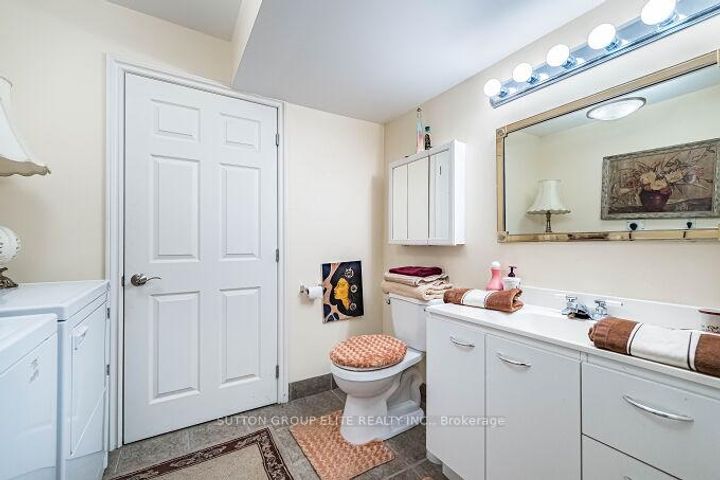 Photo 33 at 1290 Winding Trail N, Applewood, Mississauga