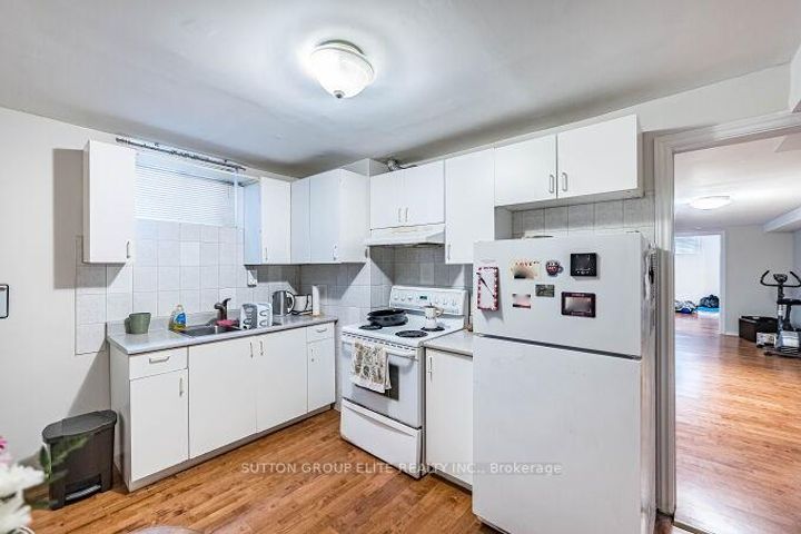 Photo 37 at 1290 Winding Trail N, Applewood, Mississauga