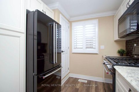 Photo 11 at 11 Heritage Lane, Newcastle, Clarington