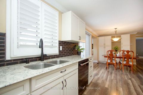 Photo 12 at 11 Heritage Lane, Newcastle, Clarington