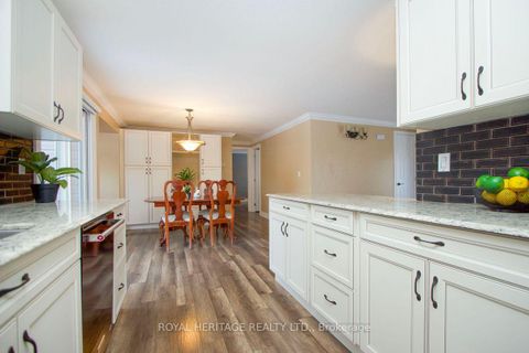 Photo 14 at 11 Heritage Lane, Newcastle, Clarington