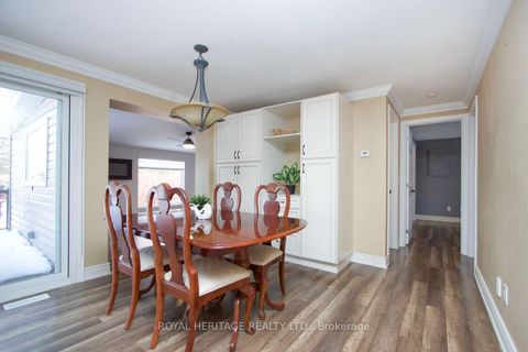 Photo 17 at 11 Heritage Lane, Newcastle, Clarington