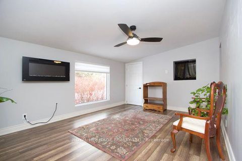 Photo 23 at 11 Heritage Lane, Newcastle, Clarington