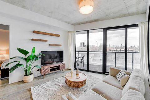 Photo 9 at 414 - 383 Sorauren Avenue, Roncesvalles, Toronto