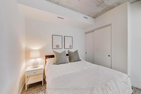 Photo 16 at 414 - 383 Sorauren Avenue, Roncesvalles, Toronto