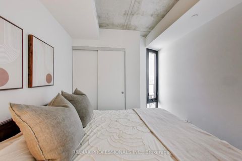 Photo 17 at 414 - 383 Sorauren Avenue, Roncesvalles, Toronto