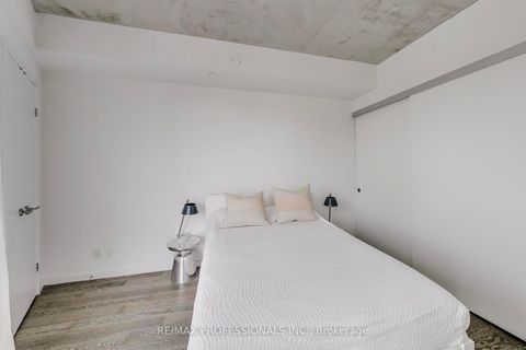 Photo 20 at 414 - 383 Sorauren Avenue, Roncesvalles, Toronto