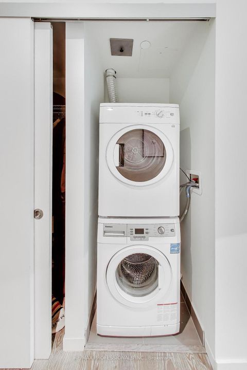 Photo 24 at 414 - 383 Sorauren Avenue, Roncesvalles, Toronto