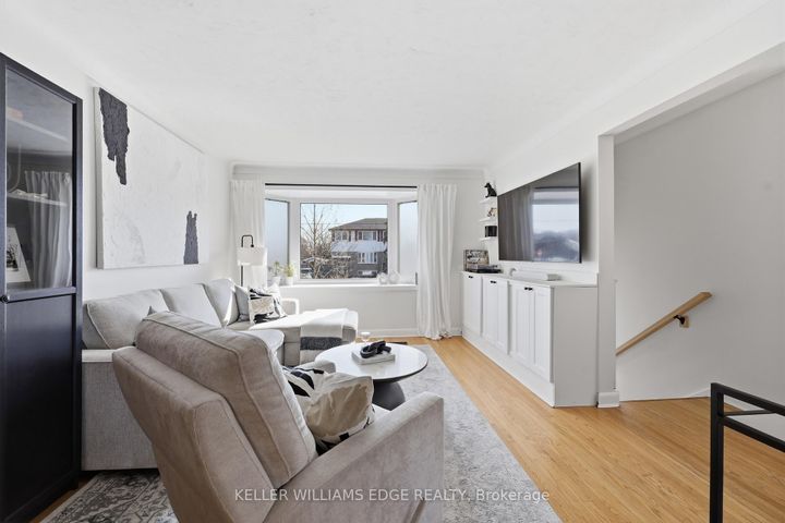 Photo 4 at 4527 Bennett Road, Shoreacres, Burlington