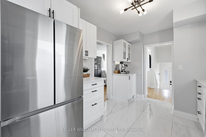 Photo 7 at 4527 Bennett Road, Shoreacres, Burlington