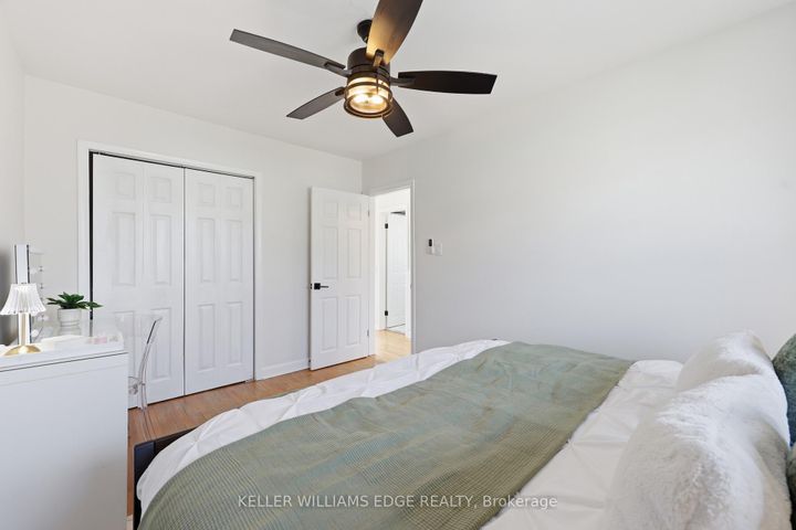 Photo 9 at 4527 Bennett Road, Shoreacres, Burlington