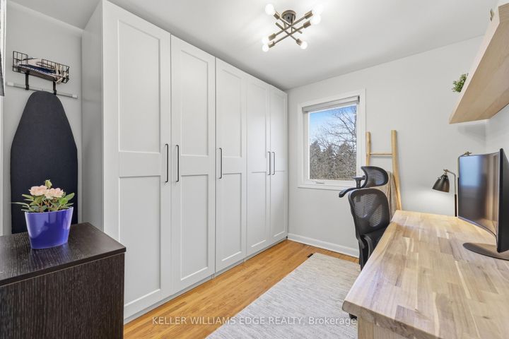 Photo 11 at 4527 Bennett Road, Shoreacres, Burlington