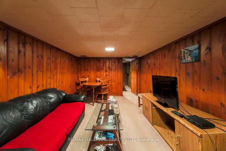 Photo 11 at 21 Phenix Drive, Cliffside, Toronto