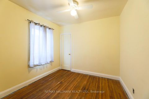 Photo 9 at 21 Phenix Drive, Cliffside, Toronto