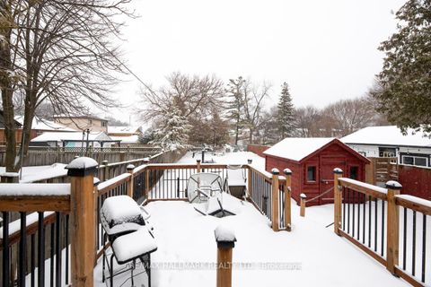 Photo 18 at 21 Phenix Drive, Cliffside, Toronto