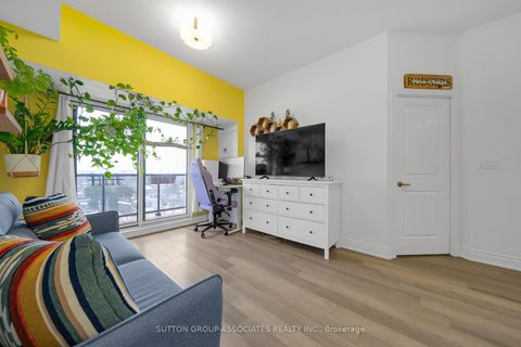 Photo 5 at 802 - 760 Sheppard Avenue W, Bathurst Manor, Toronto