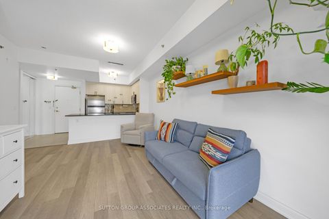 Photo 9 at 802 - 760 Sheppard Avenue W, Bathurst Manor, Toronto