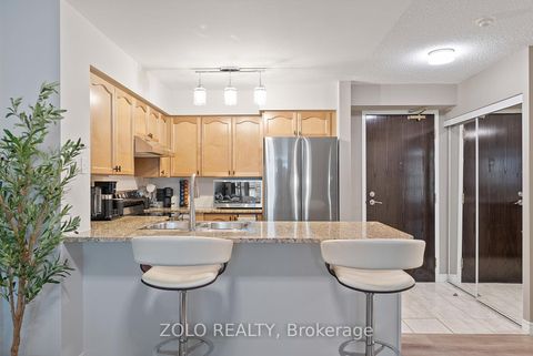 Photo 14 at 909 - 18 Spring Garden Avenue, Willowdale East, Toronto