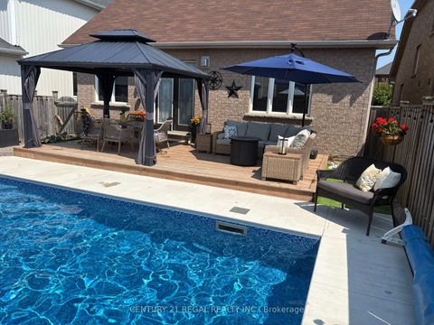 Photo 37 at 94 Thomas Woodlock Street, Newcastle, Clarington