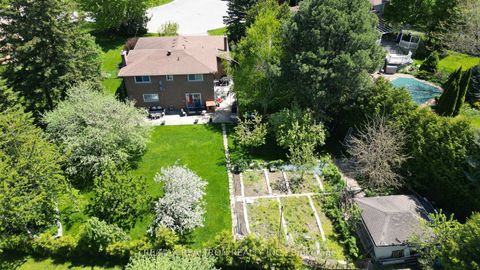 Photo 16 at 42 Banner Lane, King City, King