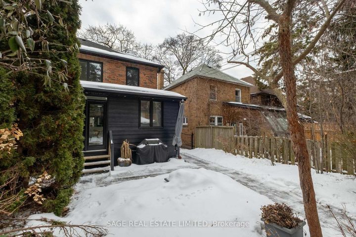 Photo 35 at 20 Verbena Avenue, Swansea, Toronto