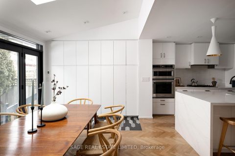 Photo 14 at 20 Verbena Avenue, Swansea, Toronto