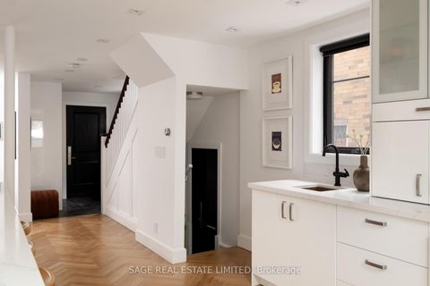 Photo 16 at 20 Verbena Avenue, Swansea, Toronto