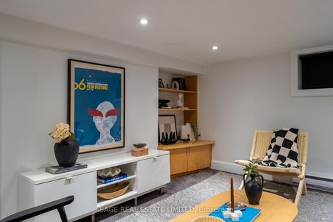 Photo 30 at 20 Verbena Avenue, Swansea, Toronto