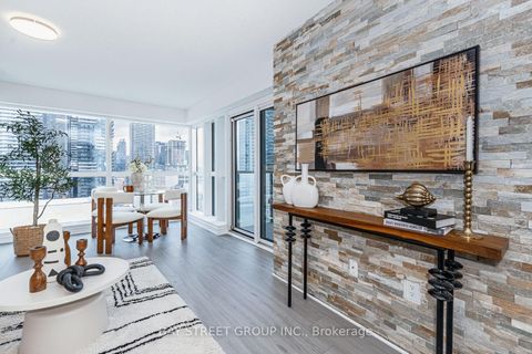 Photo 6 at 2201 - 386 Yonge Street, Bay Street Corridor, Toronto