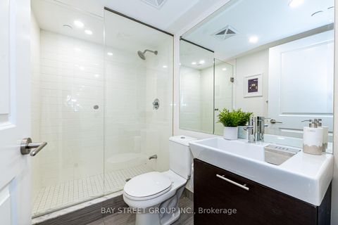 Photo 21 at 2201 - 386 Yonge Street, Bay Street Corridor, Toronto