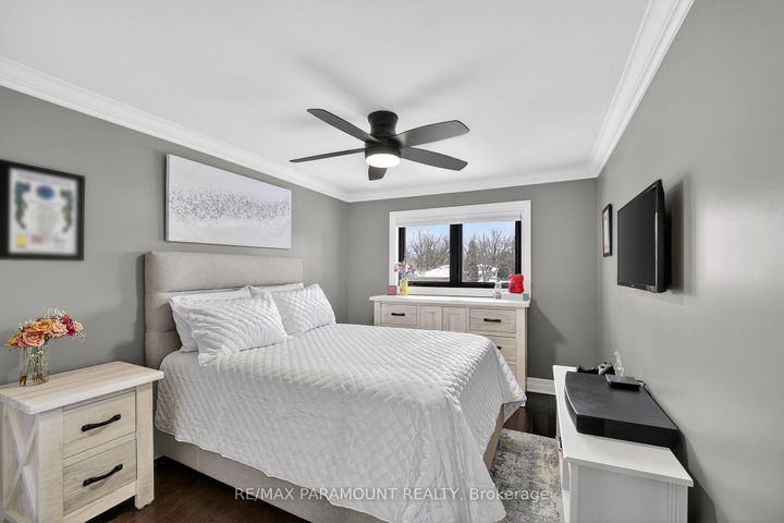 Photo 27 at 10 Farmington Drive, Brampton East, Brampton