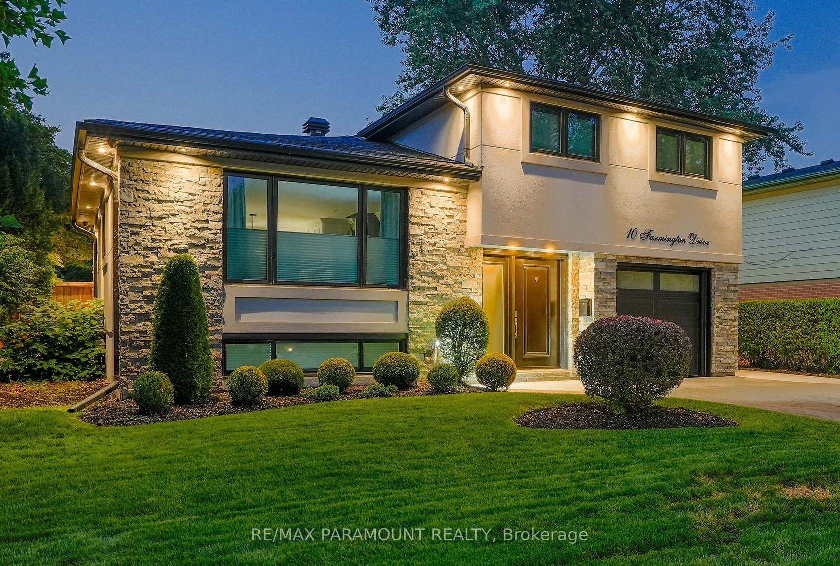 10 Farmington Drive, Brampton East, Brampton 2