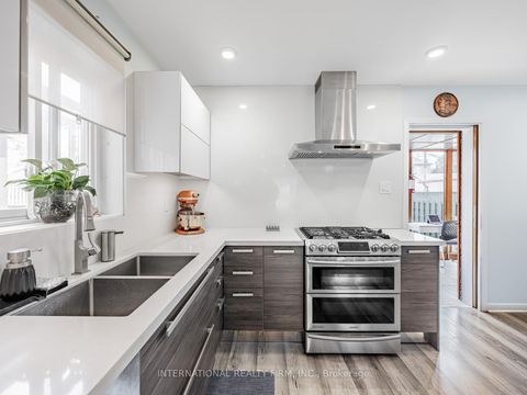 Photo 12 at 49 Lapp Street, Smythe, Toronto