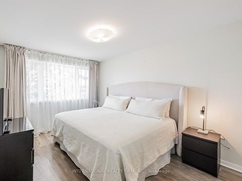 Photo 16 at 49 Lapp Street, Smythe, Toronto